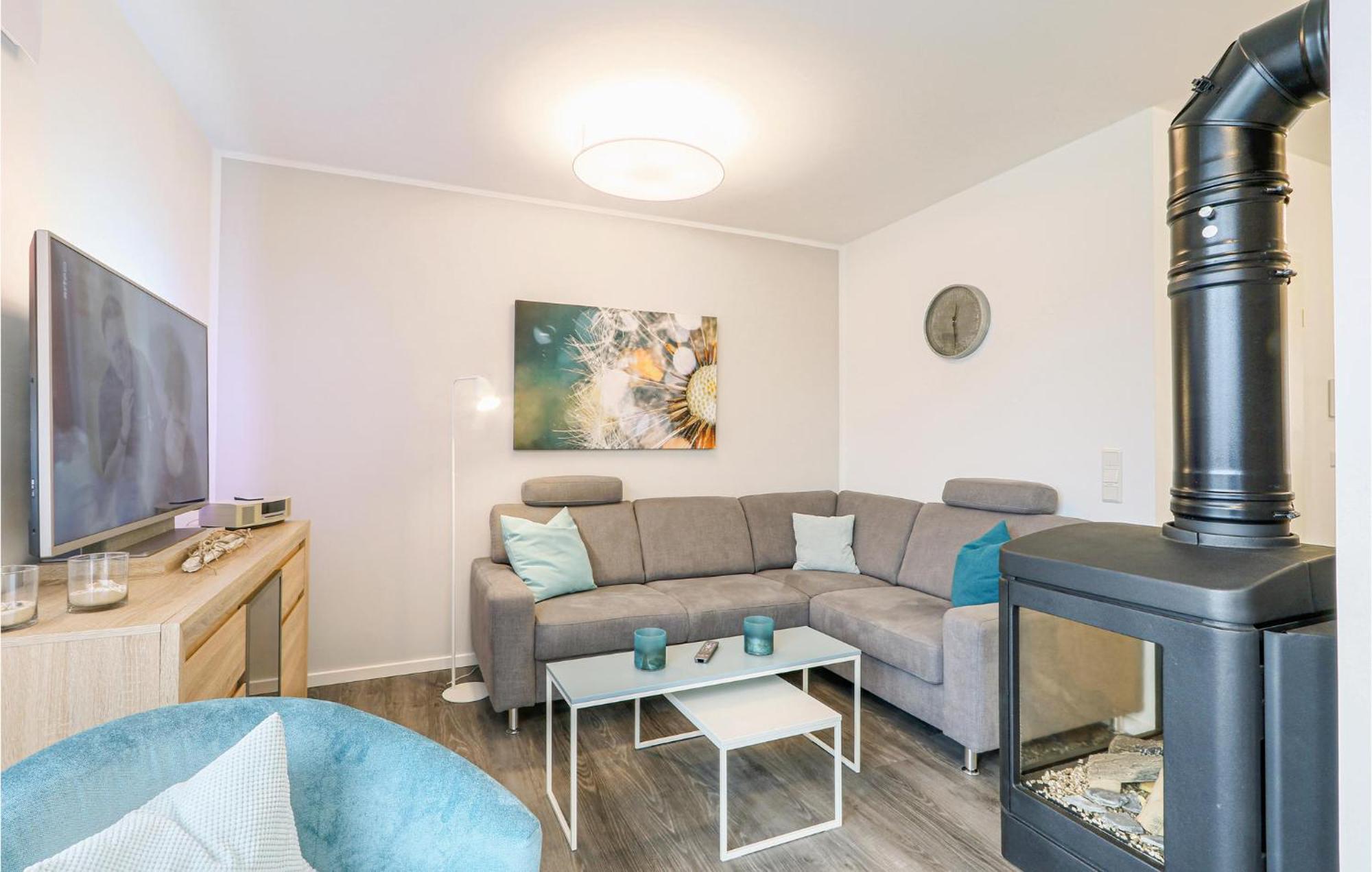 Lovely Apartment In Rechlin With Kitchen 外观 照片
